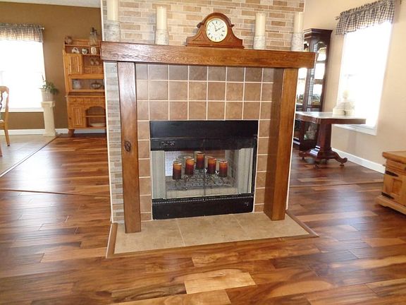 4th image of 7556 Woody Springs Dr