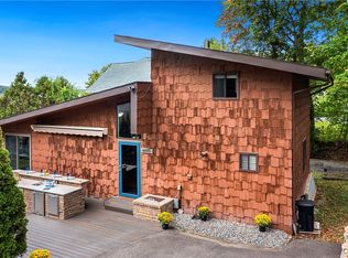 2437 E Lake Rd UNIT C, Skaneateles, NY 13152