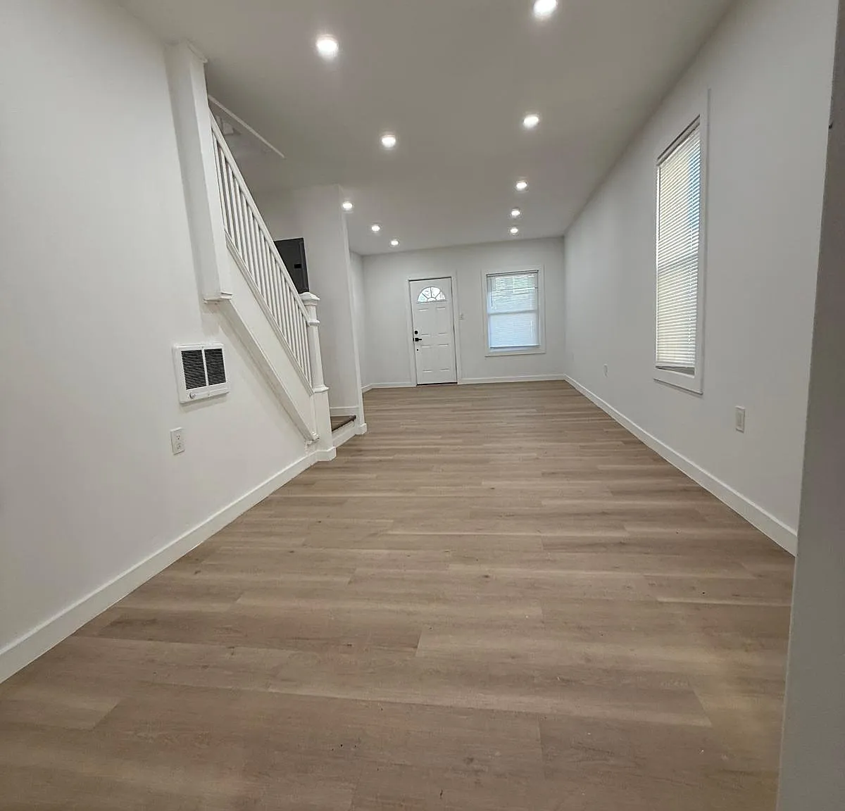 2 bed, 1.5 bath, 1200 sqft, $1,500 — Photo 4