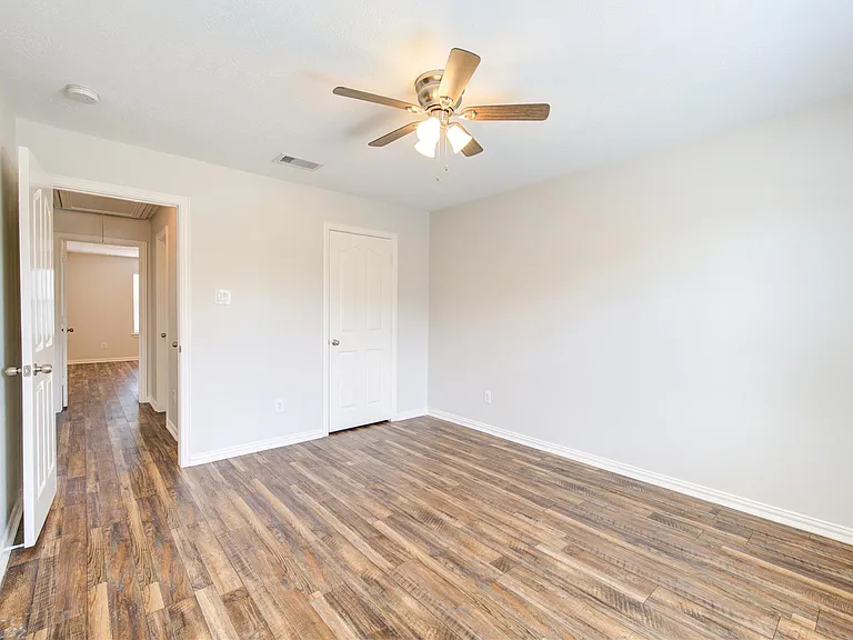 24615 Lakecrest Bend Dr — Photo 34