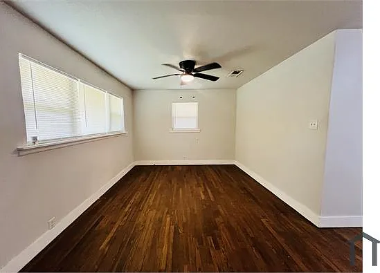 925 W Morton St — Photo 5