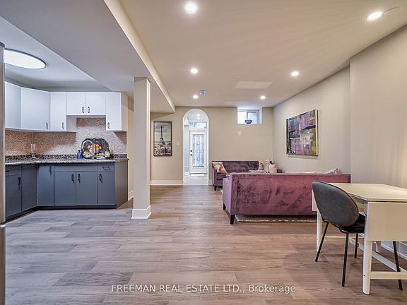 4th image of 351 Windermere Ave #B