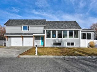 1410 Otter Rd, Helena, MT 59602