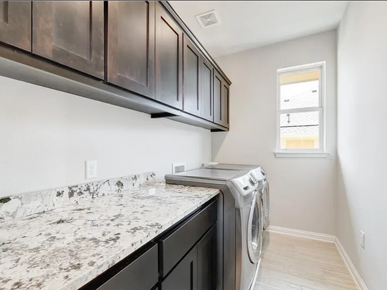 13800 Lyndhurst St #261 — Photo 17