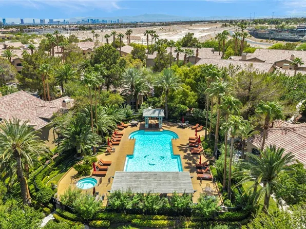 8709 Red Rio Dr Unit 203, Las Vegas, NV 89128