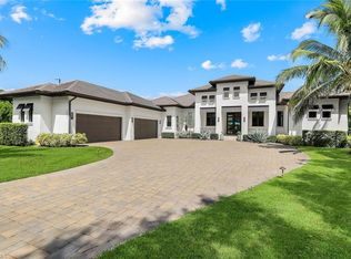 5861 Napa Woods WAY, NAPLES, FL 34116