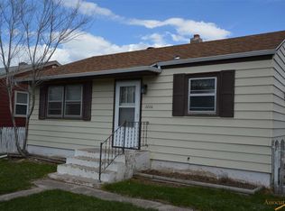 2006 5th St, Rapid City, SD 57701