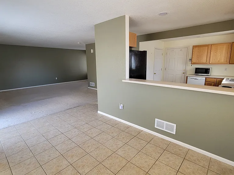 6411 Raleigh St — Photo 5
