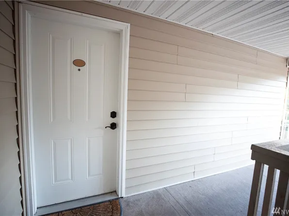 11527 Highway 99 APT E304, Everett, WA 98204