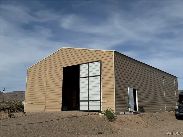 3958 W Abrigo Dr, Golden Valley, AZ 86413