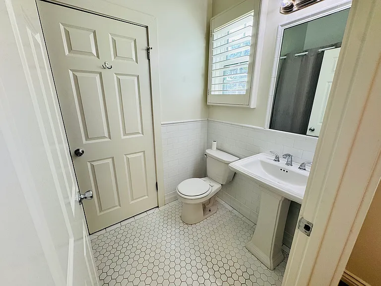 825 N Pasadena Ave — Photo 19