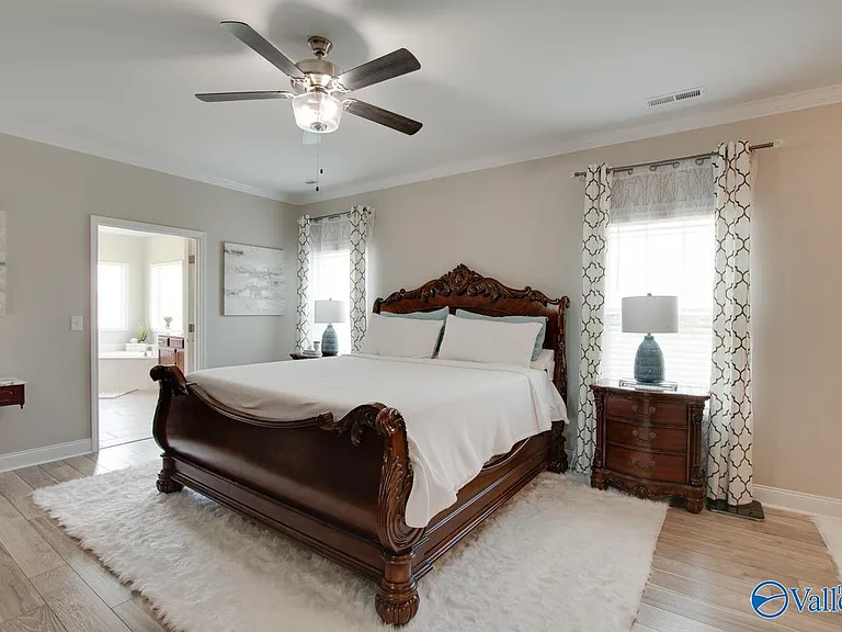 7619 Flint Crossing Cir — Photo 22