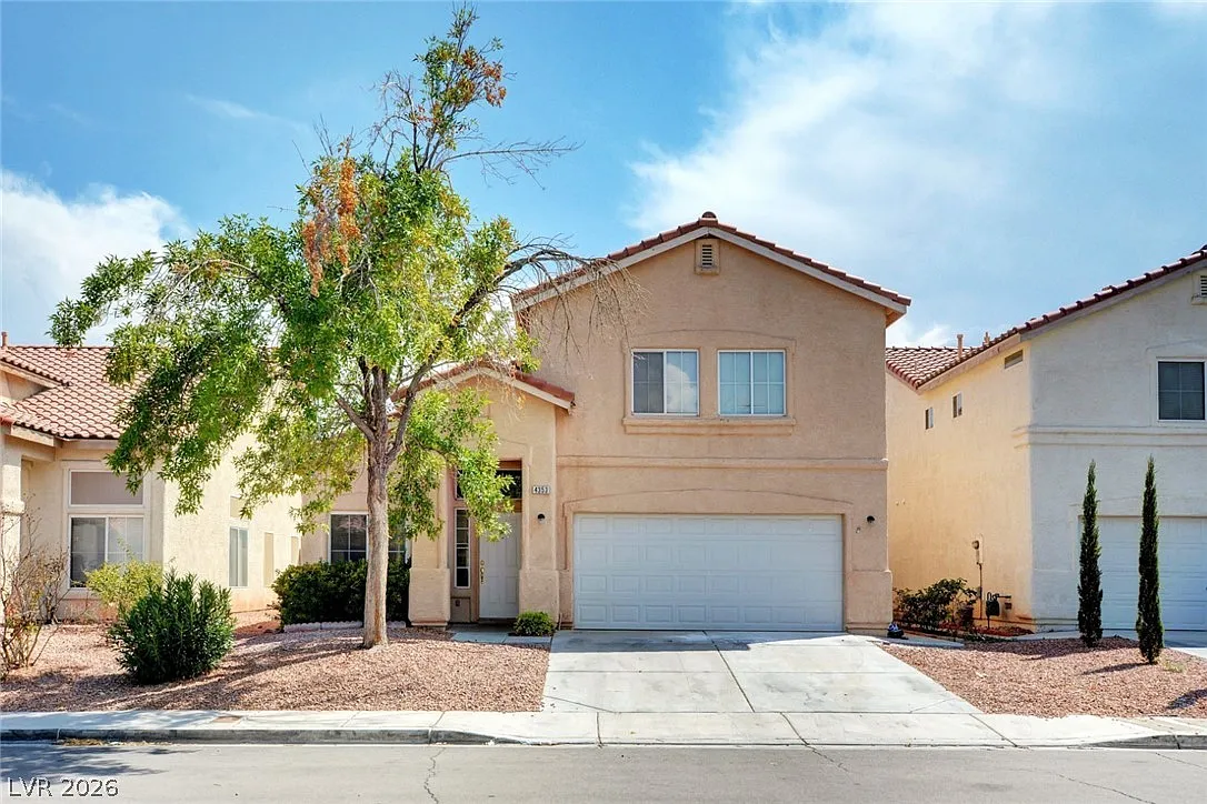 3 bed, 2.5 bath, 1630 sqft, $1,985 — Photo 1