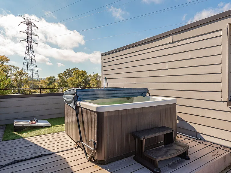 629 W Iris Dr #5 — Photo 11