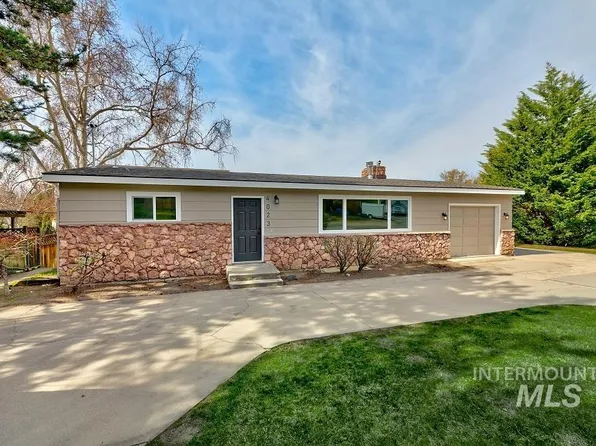 4025/4023 W Hill Rd, Boise, ID 83703