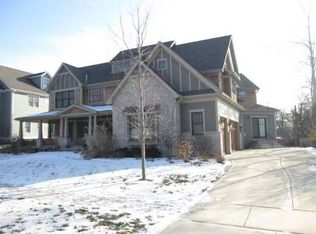 321 4th St, Downers Grove, IL 60515