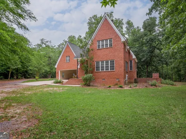 283 Limestone Rd, Cochran, GA 31014