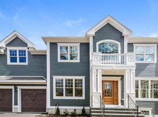 69 Edgemoor Ave, Wellesley, MA 02482