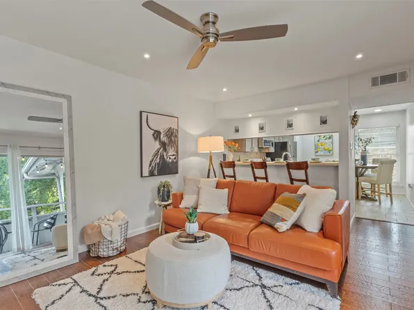 4347 Dickason Ave APT 214, Dallas, TX 75219