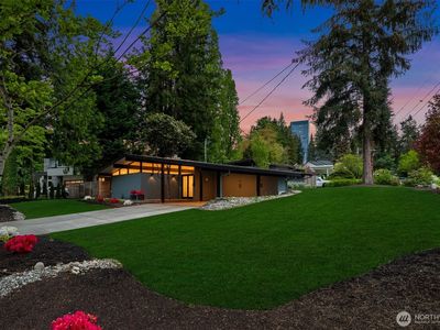 10830 SE 2nd Street, Bellevue, WA, 98004