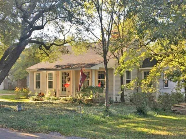 603 Guernsey St, College Station, TX 77840