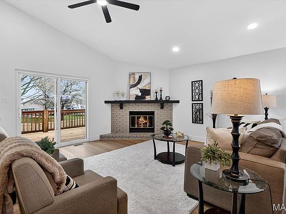 4th image of 16858 Babler View Dr