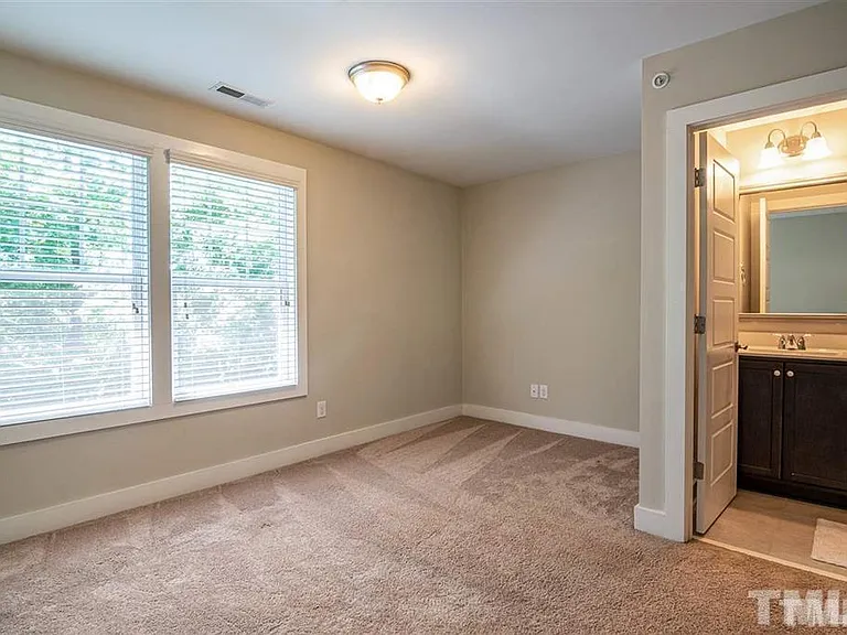 2800 Bedford Green Dr #106 — Photo 21