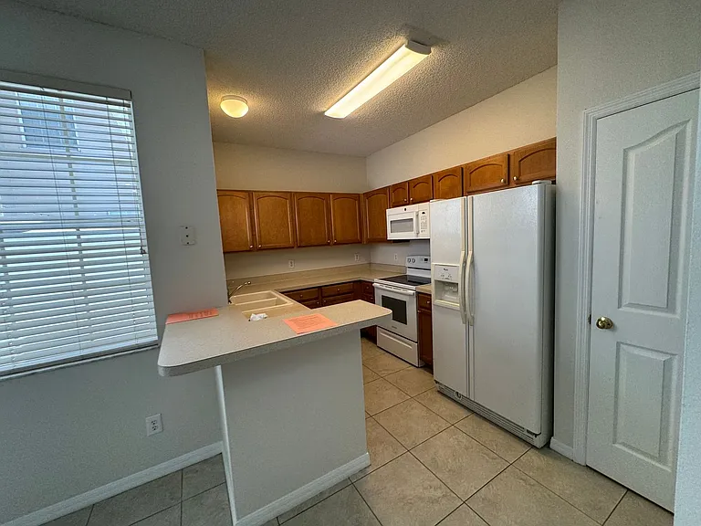 3548 Peppervine Dr — Photo 17