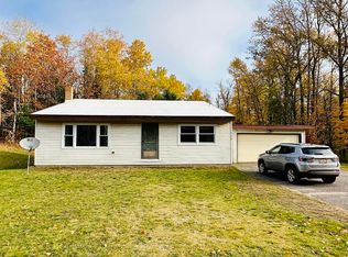 712 Cooper Lake Rd, Ishpeming, MI 49849