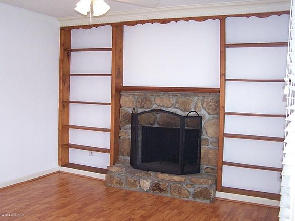 Real Estate 063