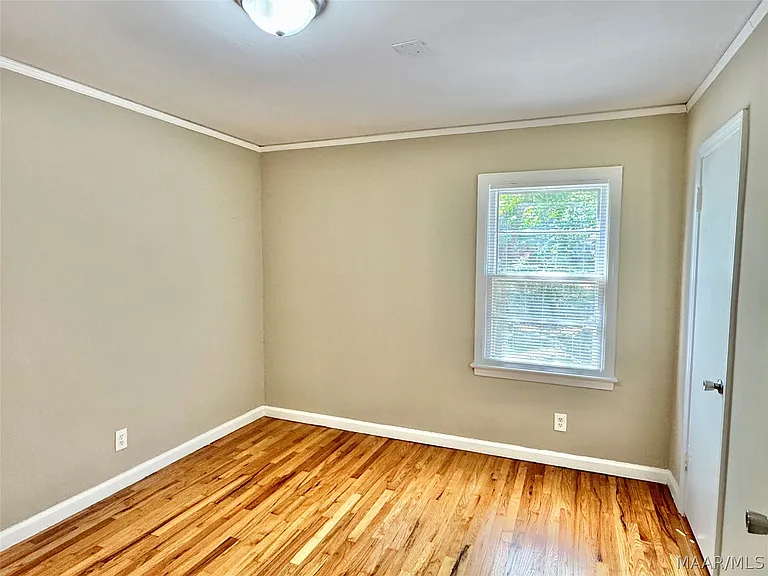 804 Hillman St — Photo 21
