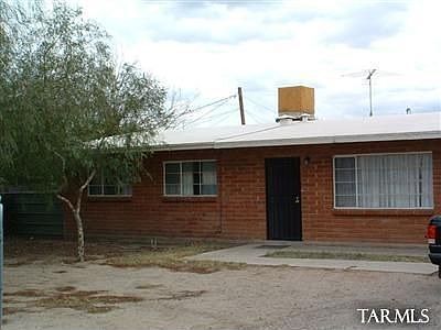 1st image of 2462 N Jordan Dr