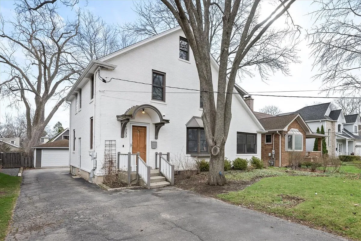 1233 Glencoe Ave photo 1