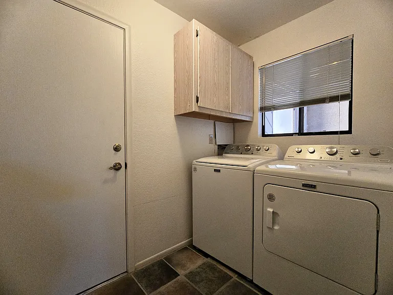 10151 E Karen Pl — Photo 18