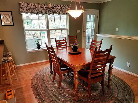 4th image of 9605 Falling Leaf Ct