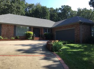 304 W Lakeview Dr, Springdale, AR 72764