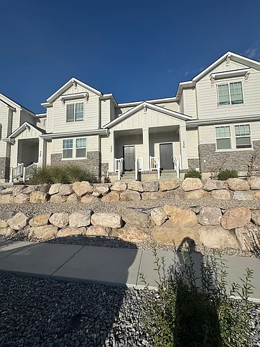 732 N 3940 W Photo 1