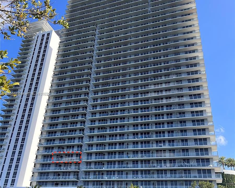 1st image of 16385 Biscayne Blvd #606