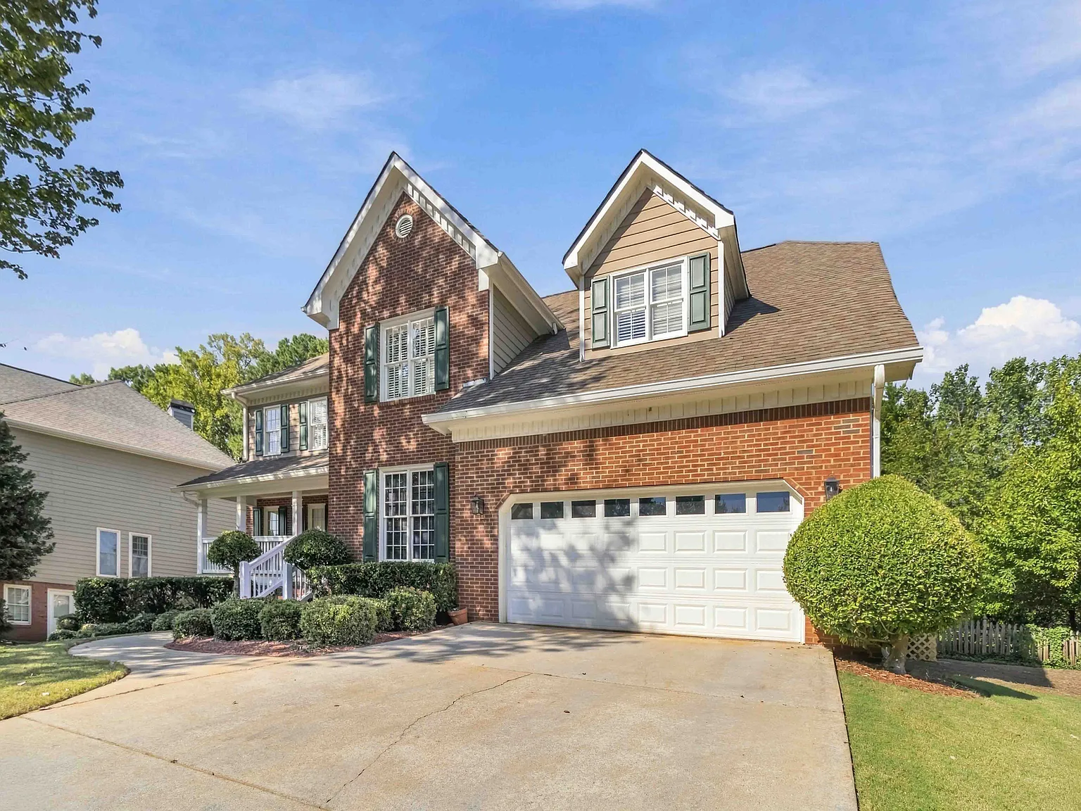 4 bed, 2.5 bath, 3222 sqft, $2,900 — Photo 3
