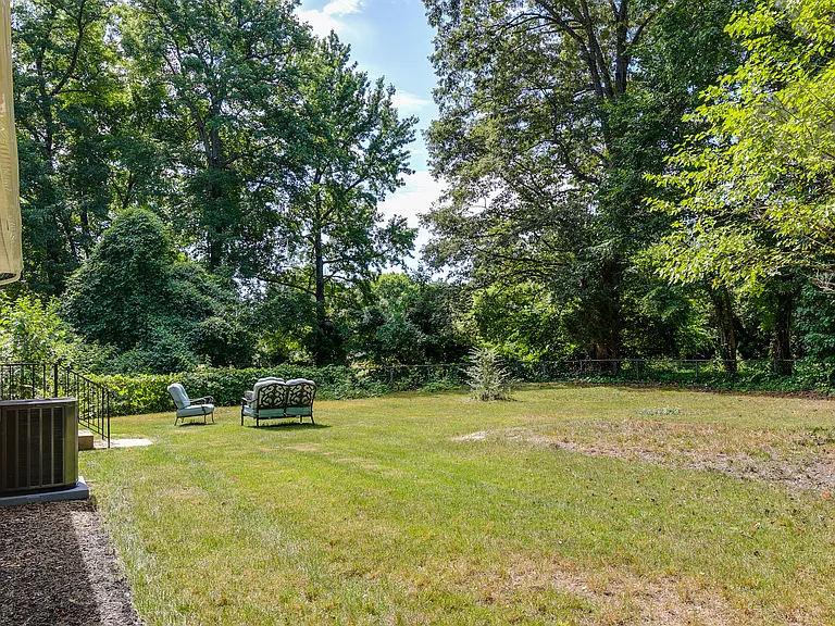 Serene and private backyard