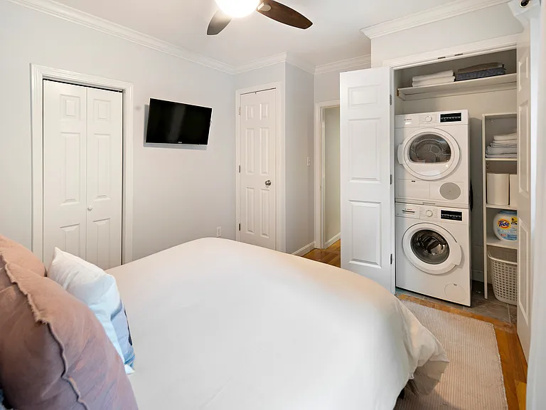 19 Revere St #1 — Photo 16