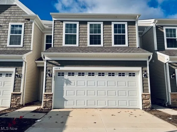 1624 Merlot Ln, Westlake, OH 44145