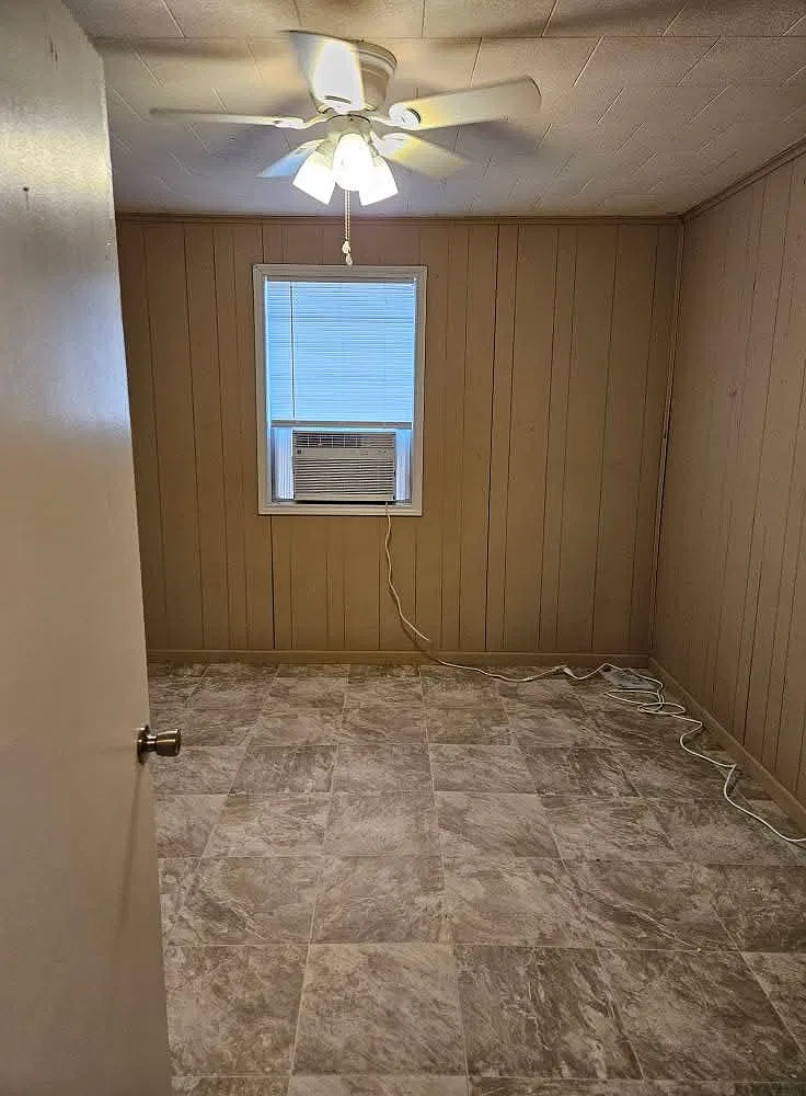 3 bed, 1129 sqft, $1,200 — Photo 1