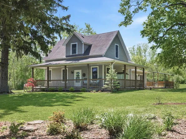 7780 East Rd, Three Oaks, MI 49128