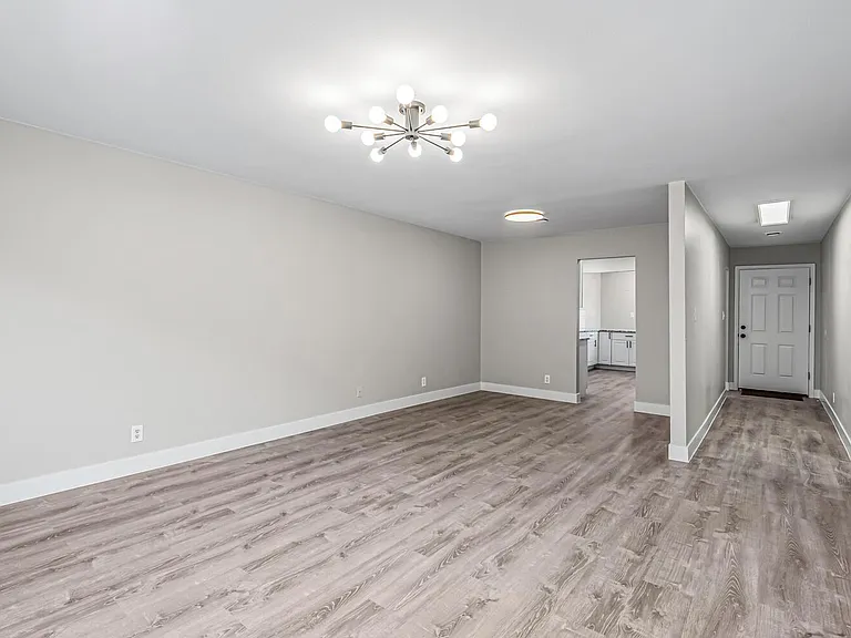 3125 W Center Ave — Photo 23