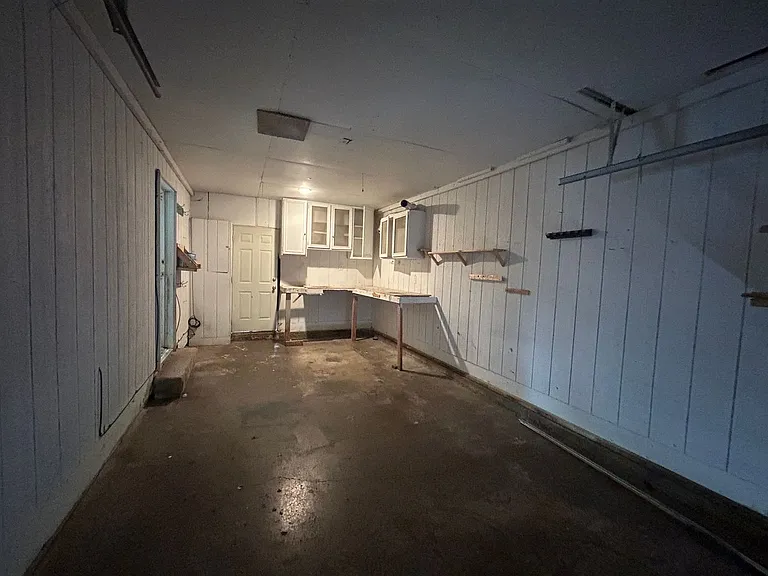210 8th St E — Photo 15