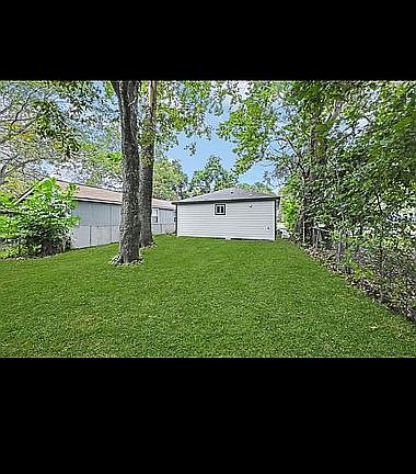 2nd image of 511 W Orange St