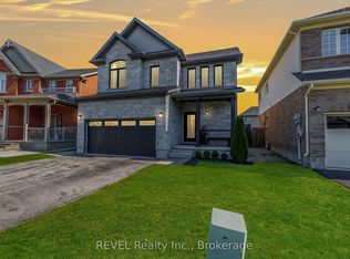 8 Elderberry Rd, Thorold, ON L2V 0E7