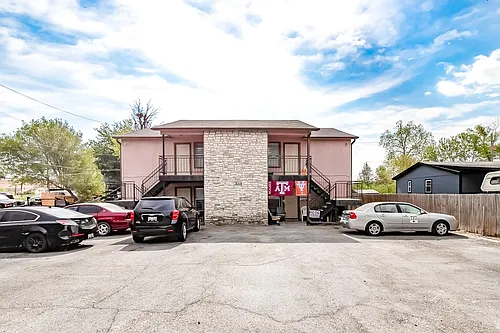 8419 Riverstone Dr Photo 1