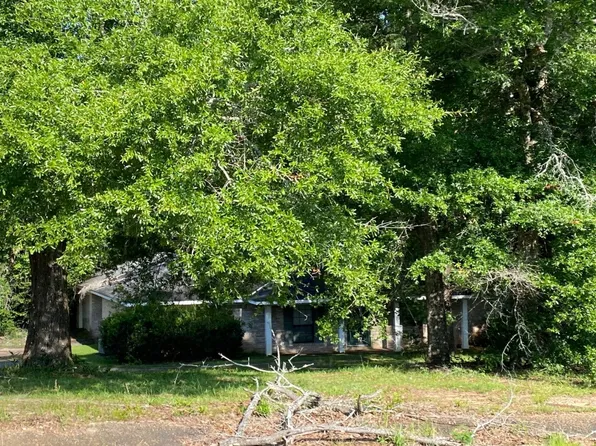 3733 Ching Dairy Rd, Mobile, AL 36618